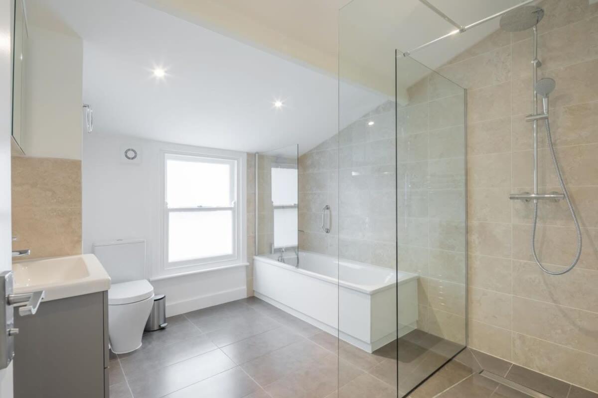 Refurbished High Spec Central Family Home เคมบริดจ์ ภายนอก รูปภาพ